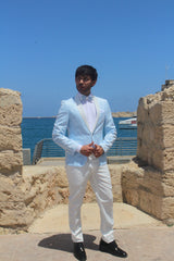 Abito taglio smoking celeste e bianco damascato